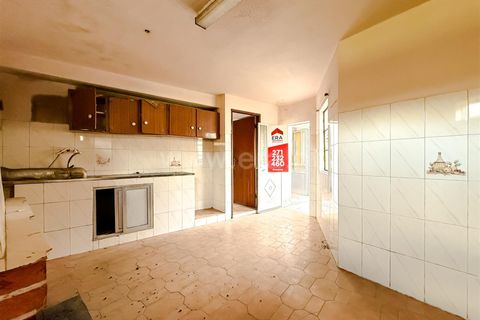 Landsbyhus i Guarda, Guarda, Guarda - € 45.000 | Ref: 046250194 - foto 4
