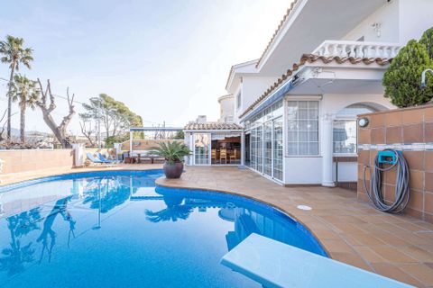 Villa a Empuriabrava, Gerona, Empuriabrava - € 780.000 | Ref: 111776 - foto 15