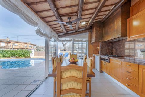 Villa a Empuriabrava, Gerona, Empuriabrava - € 780.000 | Ref: 111776 - foto 18