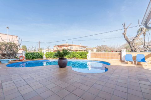 Villa a Empuriabrava, Gerona, Empuriabrava - € 780.000 | Ref: 111776 - foto 21