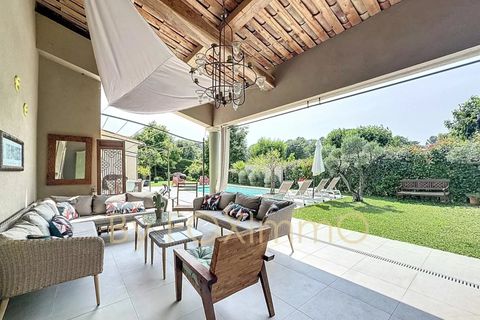 Villa i Montauroux, Var, Montauroux - € 945.000 | Ref: YBEFENEHU3711 - foto 4