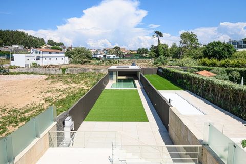 Villa i Madalena, Porto, Madalena - € 1.500.000 | Ref: 120/25 - foto 8
