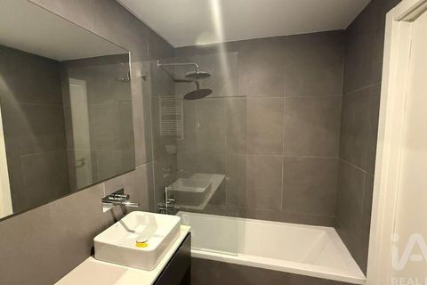 Apartament a Lisbon, Lisbon, Lisbon - € 2.800/mes | Ref: 140994 - foto 15