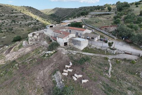 Landejendom i Ragusa, Ragusa, Ragusa - € 700.000 | Ref: L 2096 - foto 23