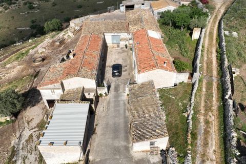 Landejendom i Ragusa, Ragusa, Ragusa - € 700.000 | Ref: L 2096 - foto 32