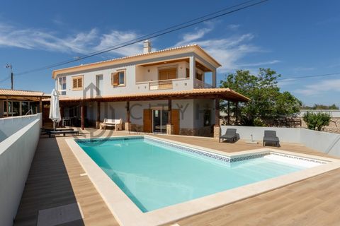 Villa a Silves, Faro, Silves - € 930.000 | Ref: City-25-50C - foto 2