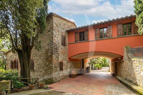 Villa i Arezzo, Arezzo, Arezzo - € 1.200.000 | Ref: a1190rv6483 - foto 2