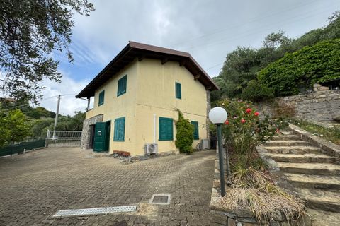 Villa a Castellaro, Imperia, Castellaro - € 590.000 | Ref: 292 - foto 4