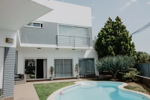 Villa i Alvor, Faro, Alvor - € 995.000 | Ref: C0240-03273 - foto 1