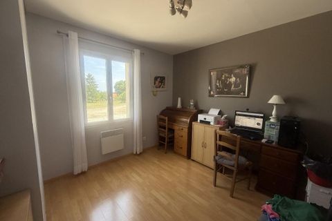 Villa a Saint-Mary, Charente, Saint-Mary - € 219.000 | Ref: 3011440260 - foto 4