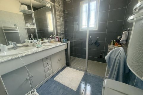 Villa a Saint-Mary, Charente, Saint-Mary - € 219.000 | Ref: 3011440260 - foto 6