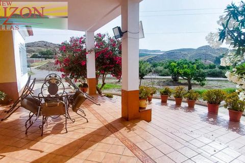 Villa a Cuevas del Almanzora, Almeria - foto 1