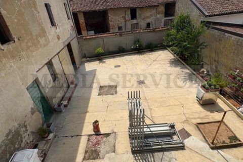Villa a Mede, Pavia, Mede - € 250.000 | Ref: GB_486 - foto 10