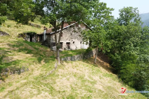 Landejendom i Edolo, Brescia, Edolo - € 59.000 | Ref: IMM.28 - foto 2