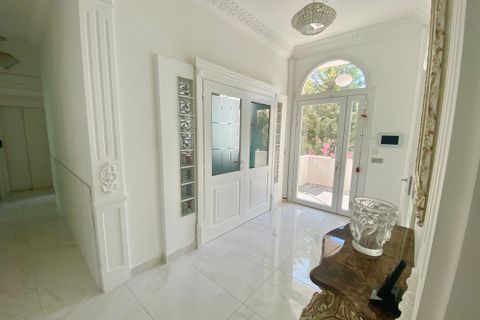 Villa a Marseille, Bouches-du-Rhone, Marseille - € 2.500.000 | Ref: HH-15823524 - foto 2