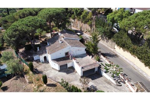 Villa in Santa Cristina D'aro, Gerona - photo 1