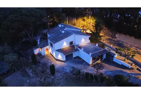 Villa in Santa Cristina D'aro, Gerona - photo 2