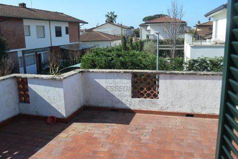 Villa i Forte dei Marmi, Lucca, Forte dei Marmi - € 1.250.000 | Ref: IA04063 - foto 3
