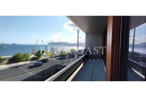 Villa i Setubal, Setubal, Setubal - € 1.300.000 | Ref: MoradiaLuxo_53/25 - foto 1