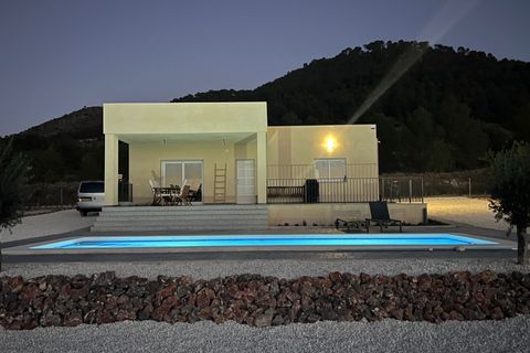 Villa i Pinoso, Alicante, Pinoso - € 304.995 | Ref: 51086C2506 - foto 1