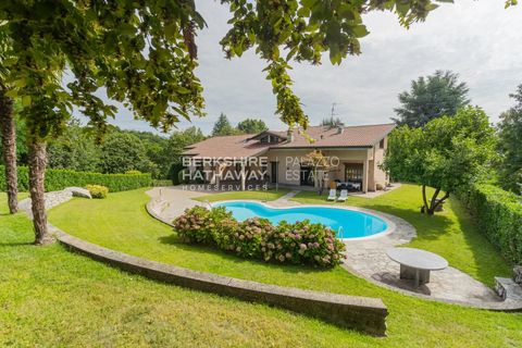 Villa i Inverigo, Como, Inverigo - € 970.000 | Ref: ILO3091 - foto 2
