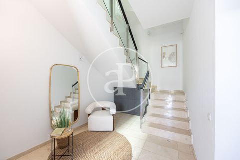 Villa em Alella, Barcelona, Alella - € 1.090.000 | Ref: VBM2506004 - foto 17