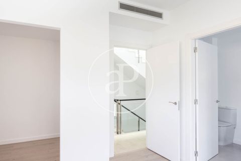 Villa i Alella, Barcelona, Alella - € 990.000 | Ref: VBM2506005 - foto 31