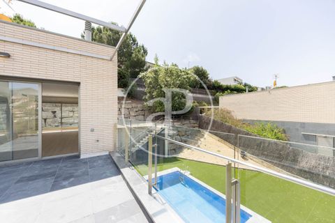 Villa i Alella, Barcelona, Alella - € 990.000 | Ref: VBM2506005 - foto 34