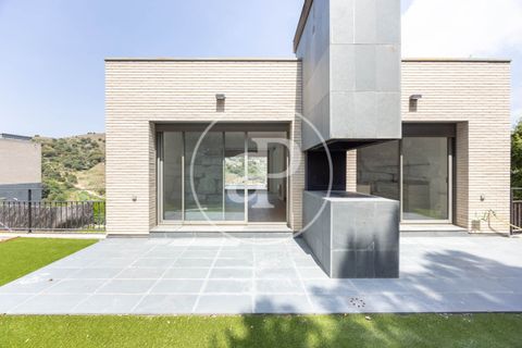 Villa i Alella, Barcelona, Alella - € 990.000 | Ref: VBM2506005 - foto 39