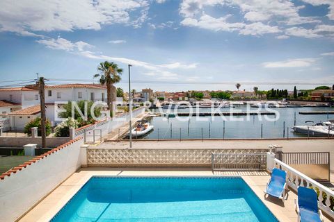 Villa i Empuriabrava, Gerona, Empuriabrava - € 749.000 | Ref: W-030FVG - foto 24