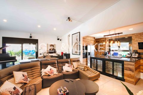 Villa a Empuriabrava, Gerona, Empuriabrava - € 950.000 | Ref: W-030AEB - foto 11