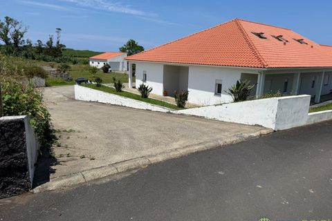 Byhus i Horta, Faial, Horta - € 1.500.000 | Ref: 1123 - foto 6