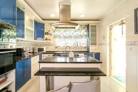 Villa i Odivelas, Lisbon, Odivelas - € 998.000 | Ref: RR-121161124-15 - foto 18