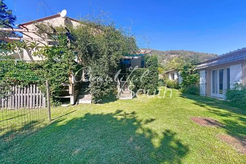 Villa a Estoher, Pyrenees-Orientales, Estoher - € 657.000 | Ref: DH1115 - foto 20