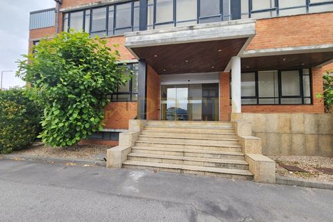 L'establiment comercial a Pedroso, Porto, Pedroso - € 548/mes | Ref: PRED-632 - foto 5