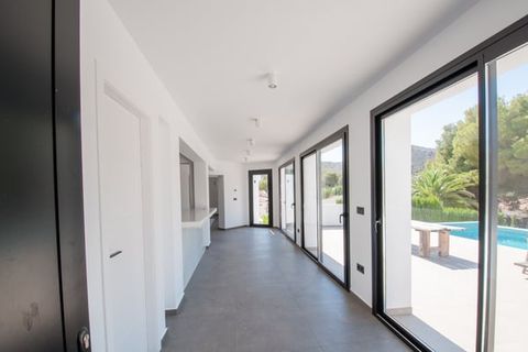 Villa i Moraira, Alicante, Moraira - € 1.500.000 | Ref: SLV32-8749N - foto 31
