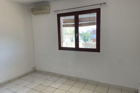 Leilighet i Saint-Denis, La Reunion, Saint-Denis - € 169 900 | Ref: AV228 - foto 3