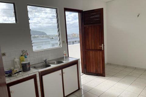 Leilighet i Saint-Denis, La Reunion, Saint-Denis - € 169 900 | Ref: AV228 - foto 7