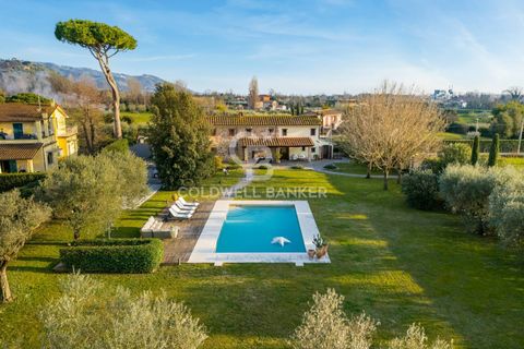 Villa a Pietrasanta, Lucca, Pietrasanta - € 40.000/mes | Ref: CBI129-2610-130497 - foto 2