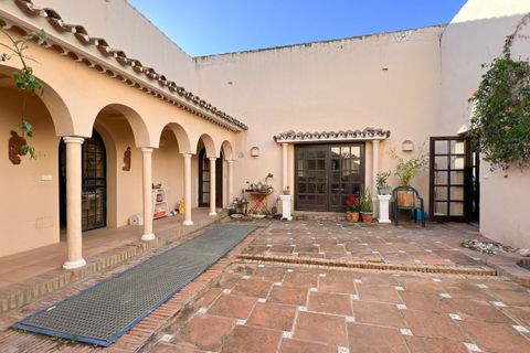Villa a Estepona, Malaga, Estepona - € 1.740.000 | Ref: R4597402 - foto 5