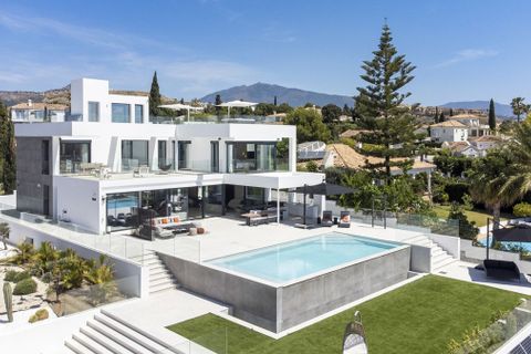 Villa i El Paraiso, Malaga, El Paraiso - € 4.980.000 | Ref: R4889542 - foto 2