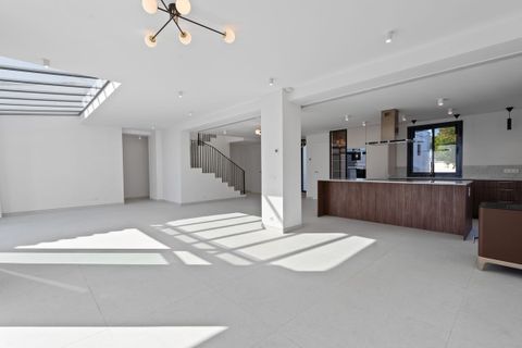 Villa a Elviria, Malaga, Elviria - € 2.290.000 | Ref: R4949239 - foto 8