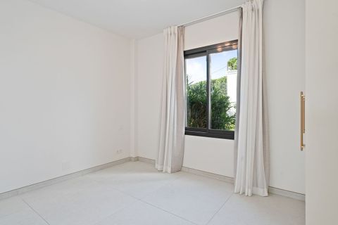 Villa a Elviria, Malaga, Elviria - € 2.290.000 | Ref: R4949239 - foto 26