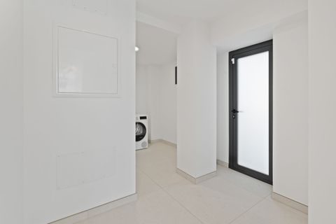Villa a Elviria, Malaga, Elviria - € 2.290.000 | Ref: R4949239 - foto 31