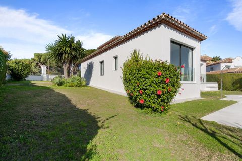 Villa a Elviria, Malaga, Elviria - € 2.290.000 | Ref: R4949239 - foto 32