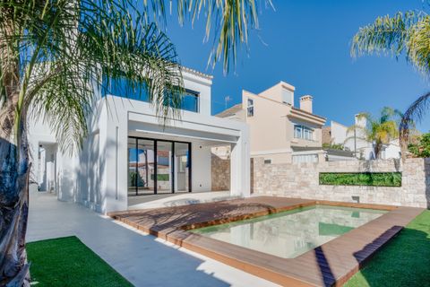 Villa i Cancelada, Malaga, Cancelada - € 1.595.000 | Ref: R4949473 - foto 1