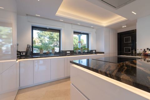 Villa a Elviria, Malaga, Elviria - € 3.750.000 | Ref: R4930954 - foto 6