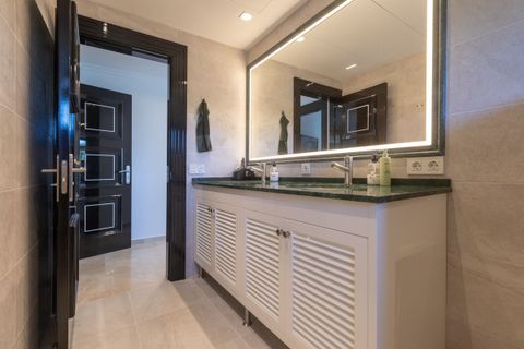 Villa a Elviria, Malaga, Elviria - € 3.750.000 | Ref: R4930954 - foto 16