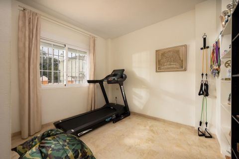 Villa i Elviria, Malaga, Elviria - € 1.025.000 | Ref: R4981741 - foto 11