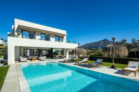 Villa a Marbella, Malaga, Marbella - € 3.995.000 | Ref: R5005057 - foto 2